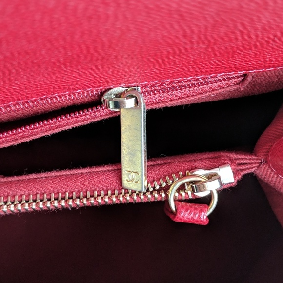 ❤️Sold❤️💯 Authentic COCO CHANEL TOP HANDLE - Picture 5 of 8